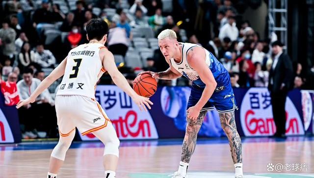 宁夏男篮迎来凯旋，锁定季后赛名额
