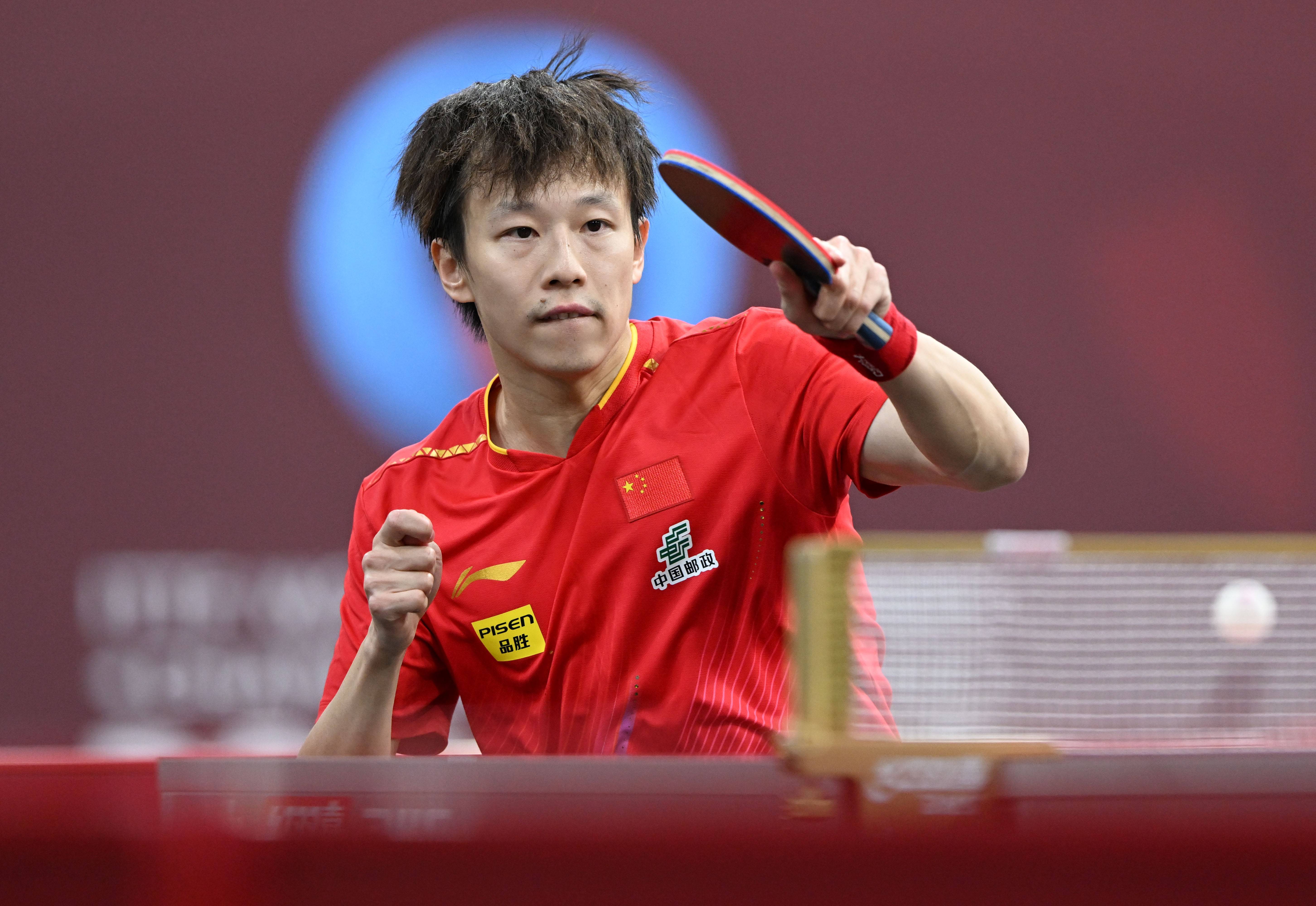 北京举行足球比赛，国乒表现历史性