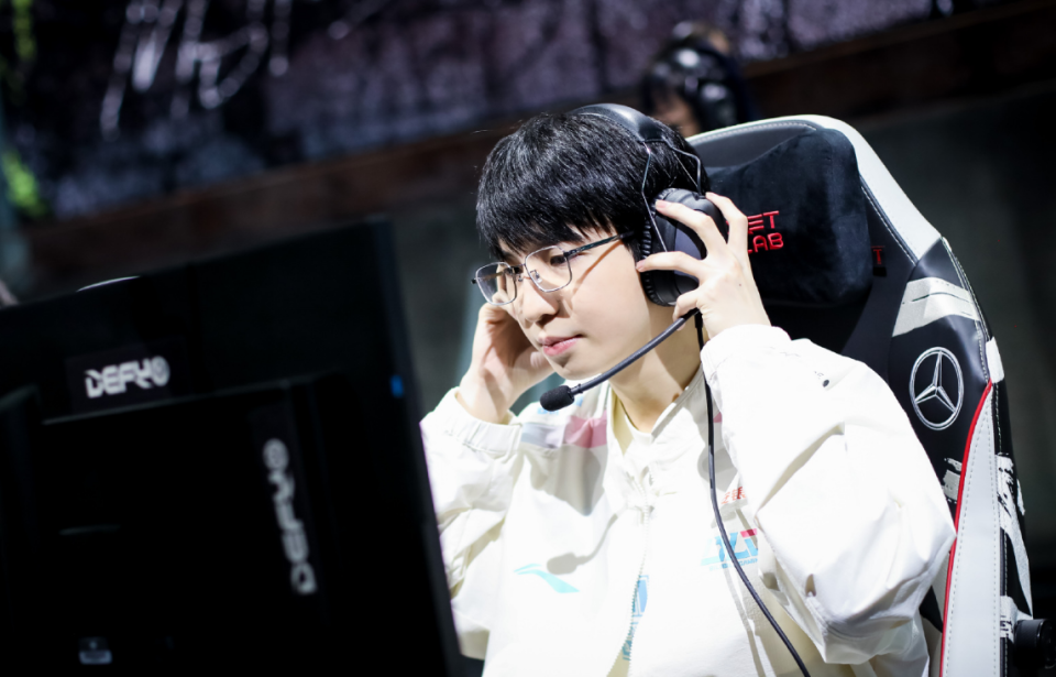 关于C9横扫BLG,Bin绝境逆转的信息 关于C9横扫BLG,Bin绝境逆转的信息