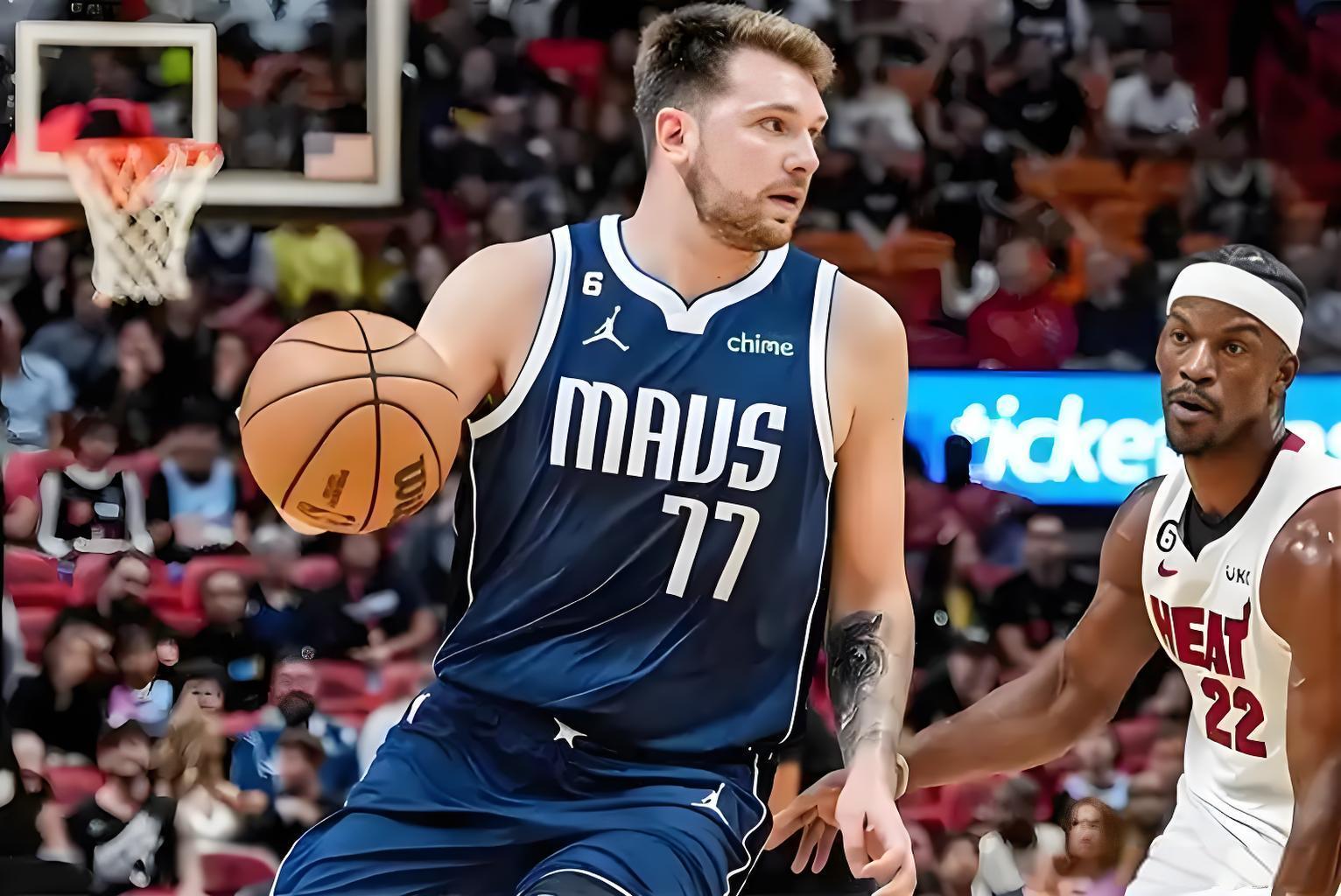 关于独行侠碾压爵士，东契奇惊艳世界的信息