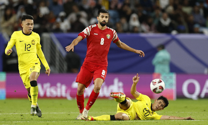 包含专家预测亚洲杯胜率超六成,结果成焦点的词条 包含专家预测亚洲杯胜率超六成,结果成焦点的词条