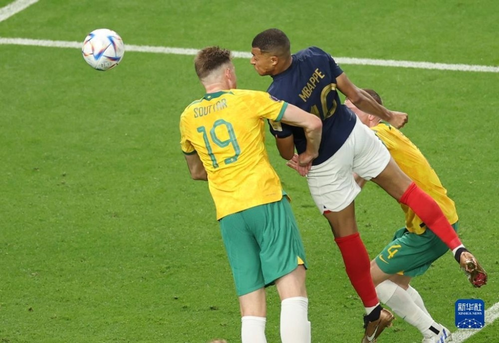 法国队逆转德国队，李梓嘉带队取胜